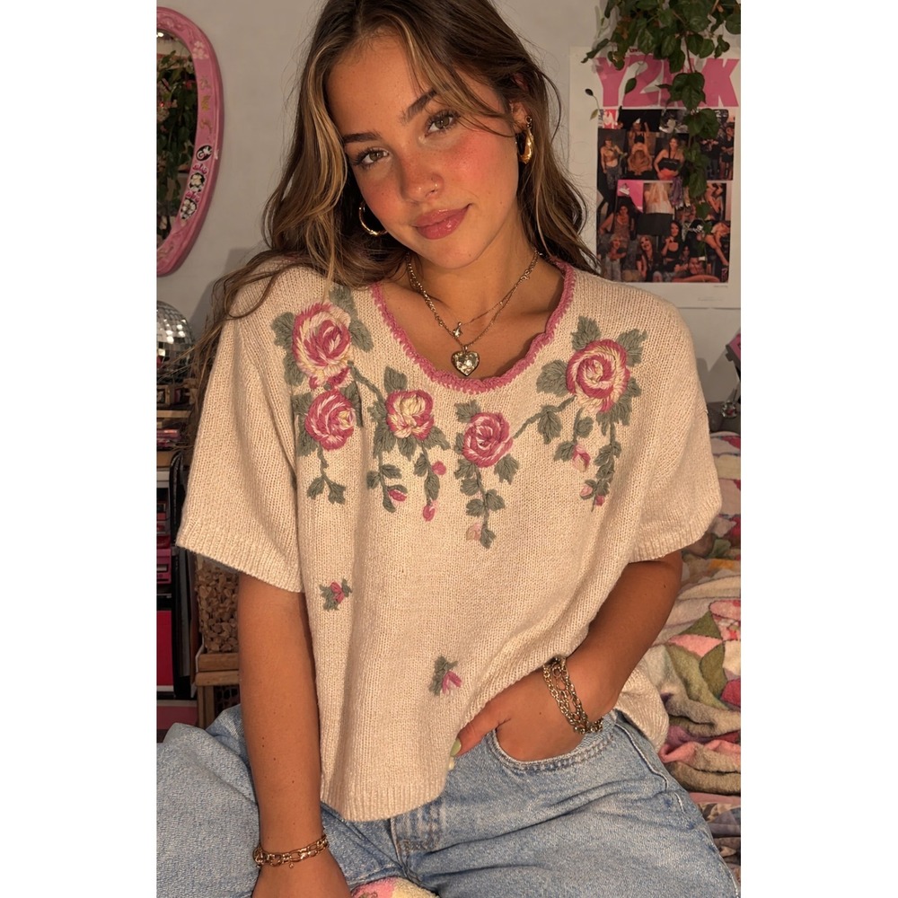 Style Exchange Vintage Floral Embroidered Knit Sweater Short Slve Pink Cream 1X